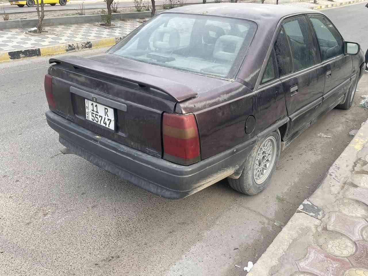 السلام عليكم
للبيع اوبل اوميگا موديل 1990
رقم بغداد الدولي الجديد تحويل مباشر 
محرك 2000 كلش نضيف
گير اوتوماتيك 
تخم تاير جديد 
عضمتها بلاديه 
السعر 30 وبيها مجال بسيط 
للاتصال ***********
مكان السياره بغداد حي الجهاد حي الحسين
