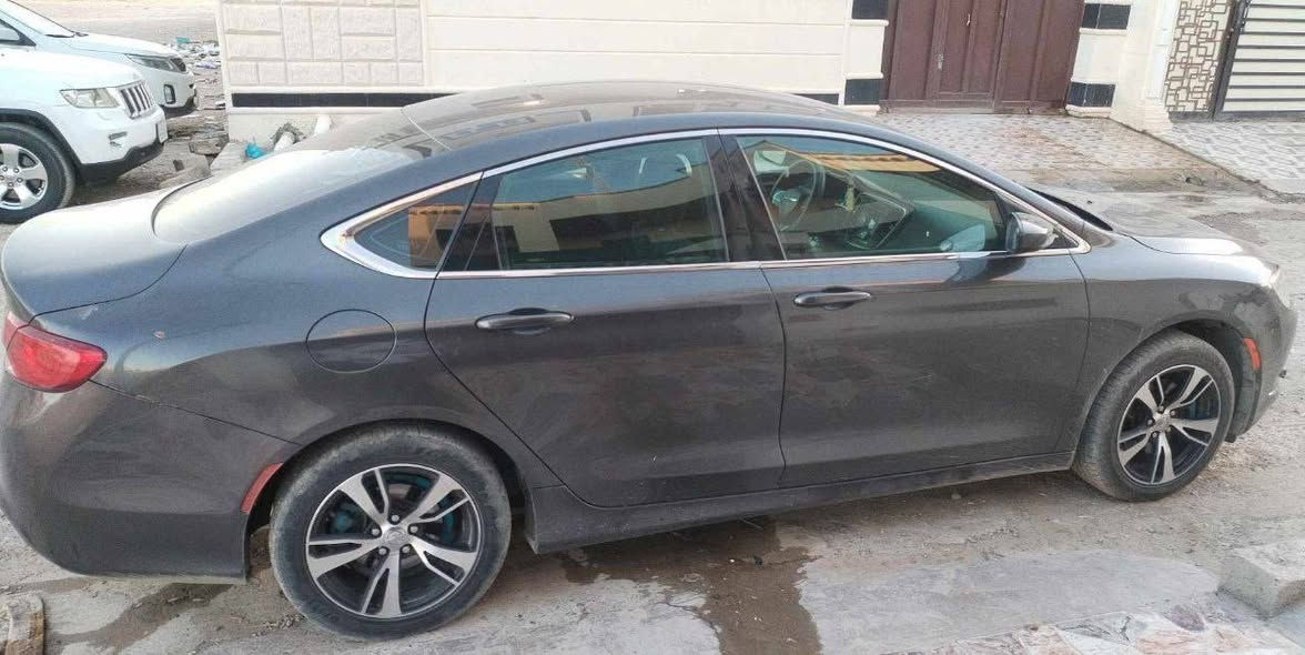 سي 200 فئه c
2015 محرك 2400
رقم دهوك
وارد كندي كلين بدون حادث 
بدون صبغ فقط جم بارد
مثبت سرعه
بصمه ابواب وتشغيل
كير ٩ نمر
مابيها نقص 
سعر ١١٨ او مراوس 
مكان السياره بغداد
***********
