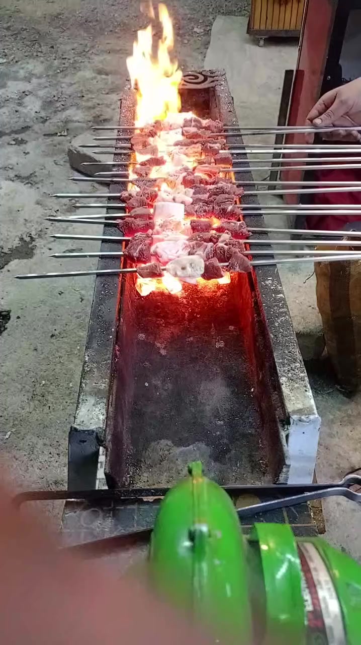 يعلن مطعم ومشويات الميار لشوي خلطات العوائل يوجد دجاج مشوي وكباب لحم شرط عراقي وكباب دجاج وتكه لحم وتكه دجاج ومعلاق واجنحه ويتوفر توصيل الى الاماكن القريبه مجاني 
العنوان يا رمجه الشرقيه الشارع العام سايدين كركوك قرب مطعم فلافل رائد بدر 
الاسعار
كباب لحم 16000
كباب دجاج 10000
تكه دجاج كغم 10000
وجميع المشويات النفر 6000

التوصيل مجاني مجاني مجاني مجاني
للحجز او الاستفسار يرجى التواصل على الارقام التاليه 
***********
***********
