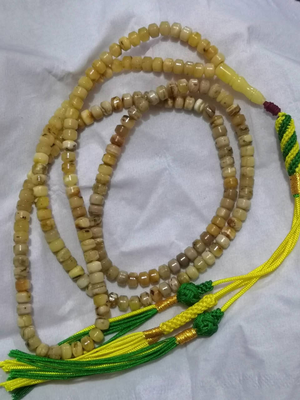 سلام عليكم ورحمة الله وبركاته
قطع كهرب بولوني حر
1 ..قطعه كهرب مدعبل 101 حبه الوزن 18 غرام 
2..قطعه كويتي جبني 120 حبه الوزن 19.50 غرام 
3.. قطعه كهرب ناعمه كويتي 185 حبه
الوزن 17.50 غرام 
مكاني بغداد مدينه الصدر


**إذا كنت صاحب هذا الإعلان وتريد حذفه لأي سبب، رجاءا أرسل رسالة إلى الدعم الفني**