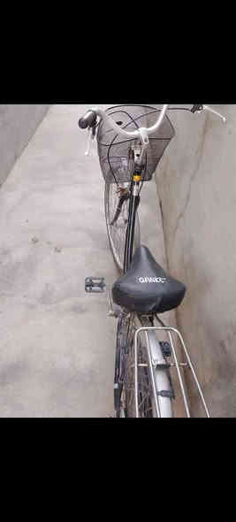 بوسكل للبيع حجم 26 جديد 
للتواصل رقم الهاتف 
***********
