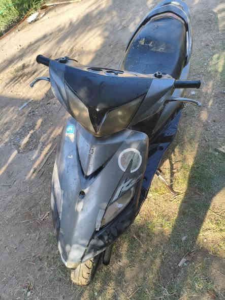 سلام عليكم دراجه ثعلب 140 مختمه شغاله نقصها باتري تشتغل هندر  مكاني. عطيفيه سعرها 275 قفل ***********
