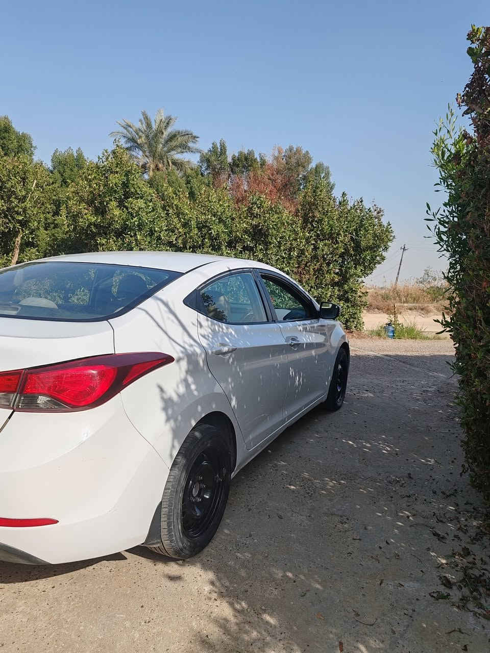 النترا للبيع موديل ٢٠١٥ خليجي رقم بغداد صبغ قطعة وحدة وشوية بالبنيد موجودة  بالصورة 
محرك كير كفالة السعر ١١٦ وبيها مجال بسيط المكان المحمودية للاستفسار الاتصال على الرقم ***********
