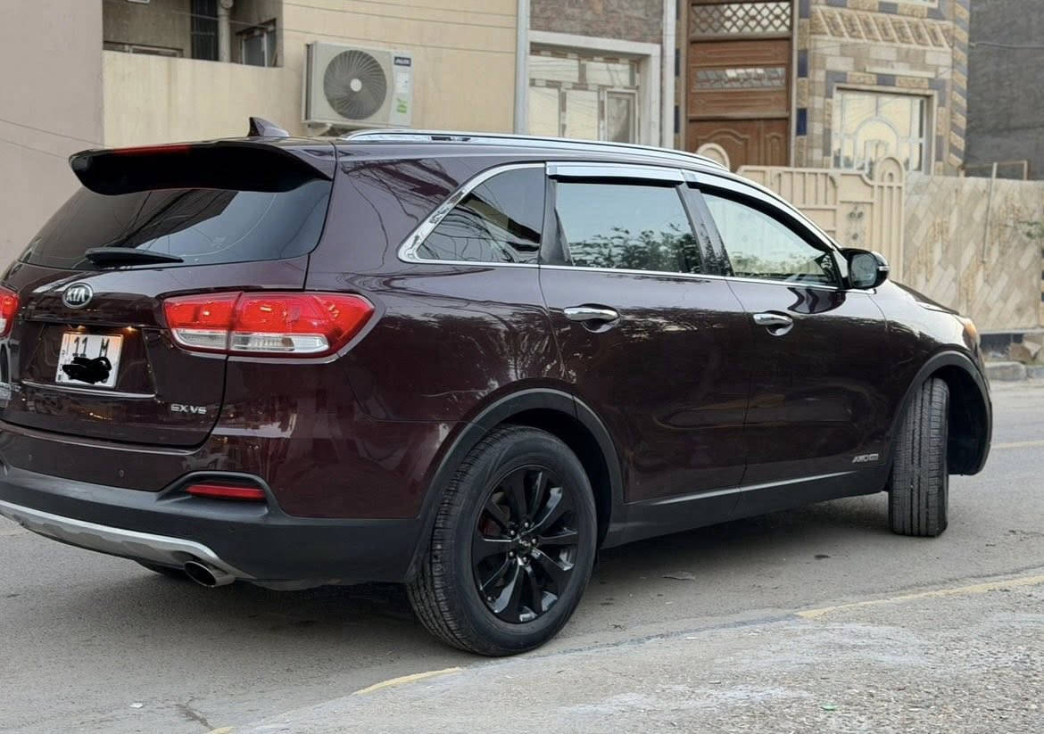 السلام عليكم للبيع او مراوًس
سورنتو ٢٠١٦ رقم بغداد دولي وارد امريكي بيه جاملغ وباب فول مواصفات سياره نضيفه وعليها ادامه كامله المواصفات:
بصمه 
بنوراما 
شاشه جبيره
سته سلندر 
سبعه راكب 
ثلاث قطع تبريد
ترحيب بل يدات
تدفئه بل كشنات
كشنات جلد
ويل كب كروم
اربعه جام اوتو
كشن السائق والصدر كهربائ
دفع رباعي AWD
اشاير بل مري 
مري شفط 
رادرات
بردات خلفيه
لايتات زنون 
حساسات
نظام ايكو وسبورت ونورمل
صندوق ذكي ينفتح عند الاقتراب 
السعر ١٧٠ للاستفسار (***********)
