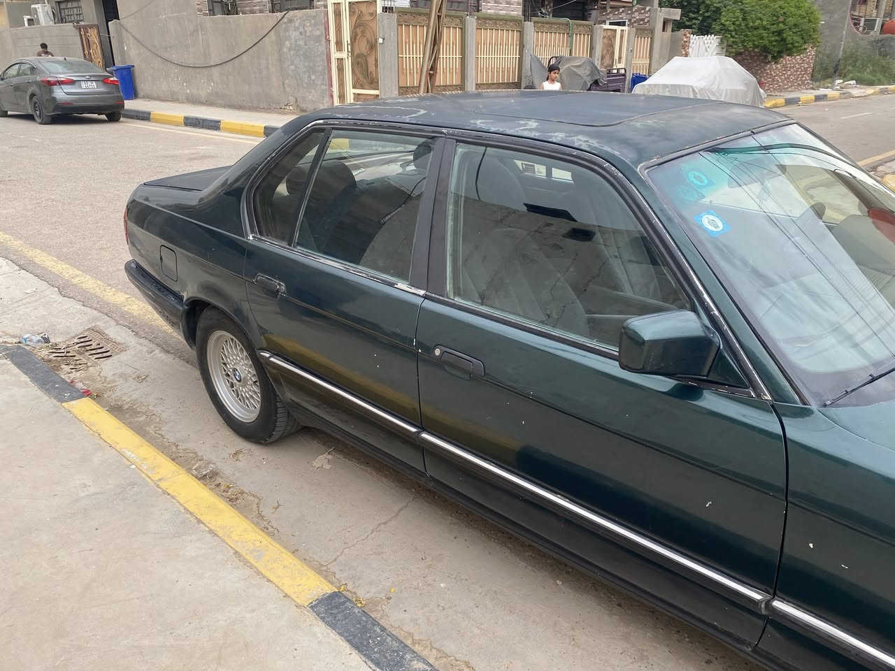 السلام عليكم
Bmw 740 موديل 1993 للبيع
رقم بغداد الجديد مشروع وطني سنويتها لل٢٧ وهزة ما خلصانه 
صدر امامي خلفي جديد 
مكينة وگير كفالة 
كشنات كهرباء فتحه سقف
مكانها واسط العزيزية 
السعر 58 وبيها مجال بسيط
للتواصل ***********
عوزها ترتيبات بسيطه
