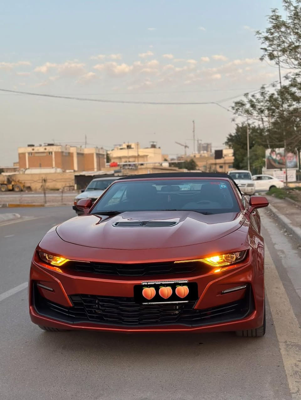 السلام عليكم
كمارو 2023 
‏Ss 6200 
كشف 
لون مشمشي مميز ونادر
ماشية 15,000 ميل
كشنات كهرباء
شفتات 
تحكم اگزوز
شاشة ديجيتال 
وباقي مواصفات الSs معروفة
رقم بغداد هزة جديدة بأسمي تحويل ثاني يوم
4 قطع صبغ
المكان بغداد / المنصور
***********
