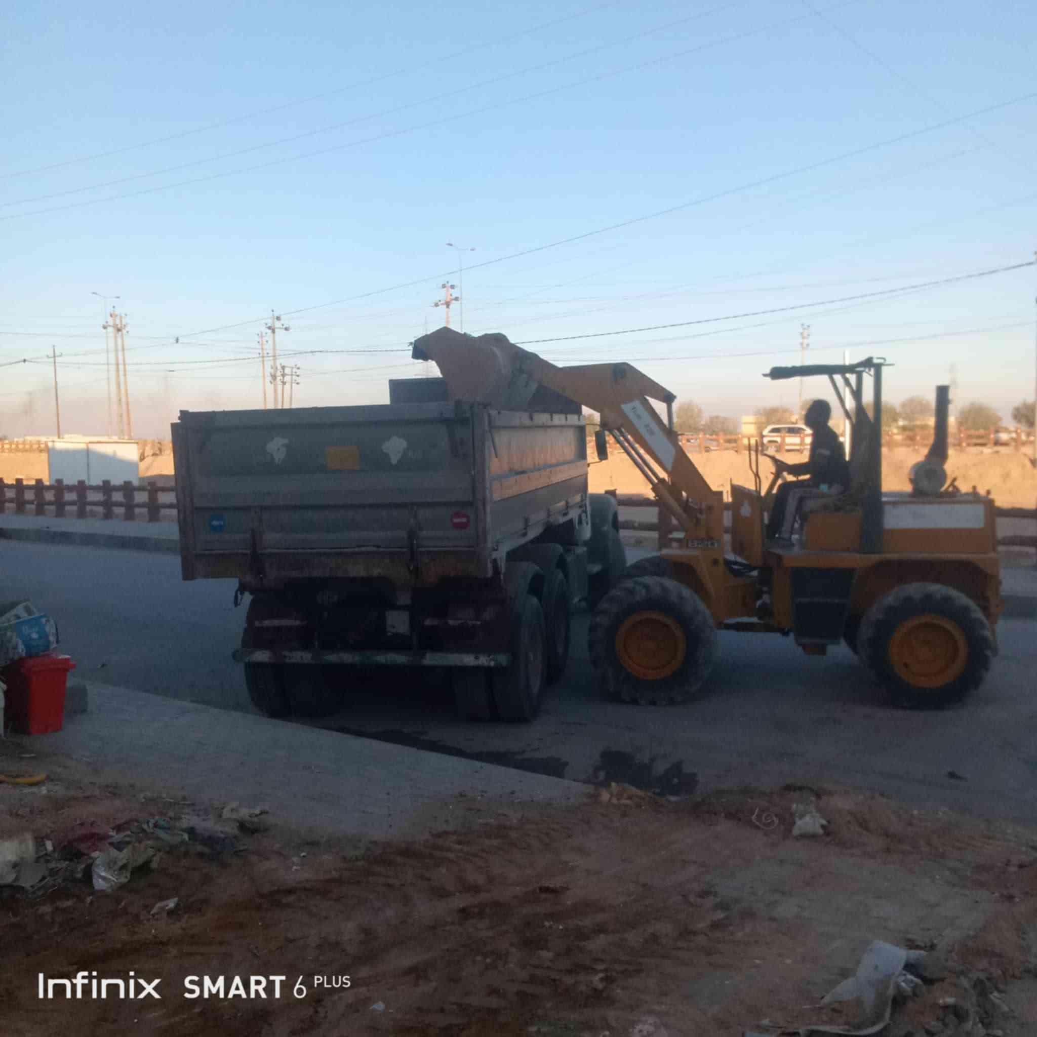 السلام عليكم للبيع شفل حجم 45تي سي ام ياباني جاهز لشغل رقم بغداد بسمي كير ومكينه توني شادهن  صينيه توني داكلهه بوش وبيامه مكاني ذي قار قضاء الرفاعي للاستفسار ***********
