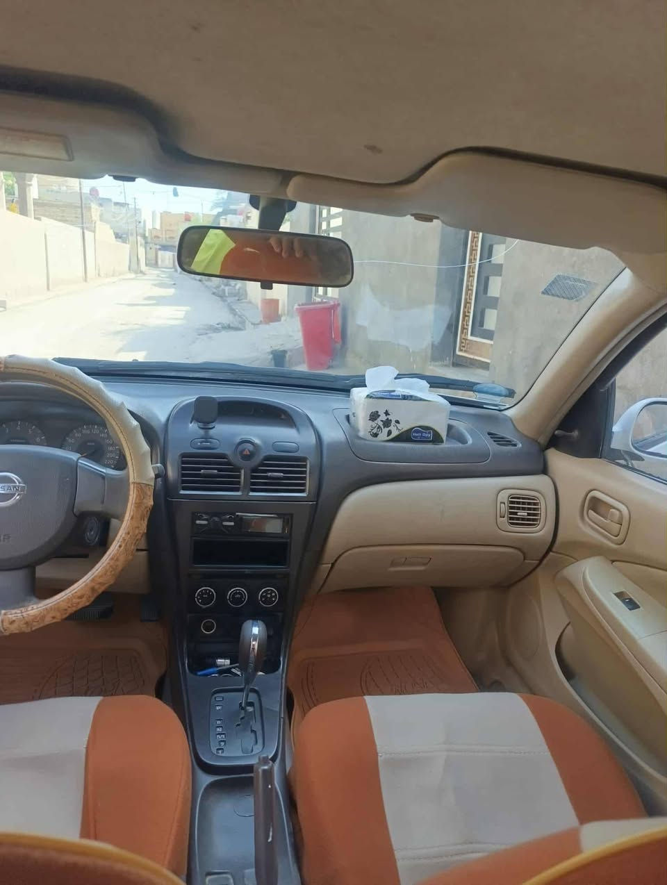 السلام عليكم 
نيسان صني بدي كوري موديل 2009 رقم واسط الدولي بأسمي 
سياره جاهزه كير ومحرك وتبريد درجه اولى بيه رش صبغ جاملغ خلفي مكانه بابل 
***********
