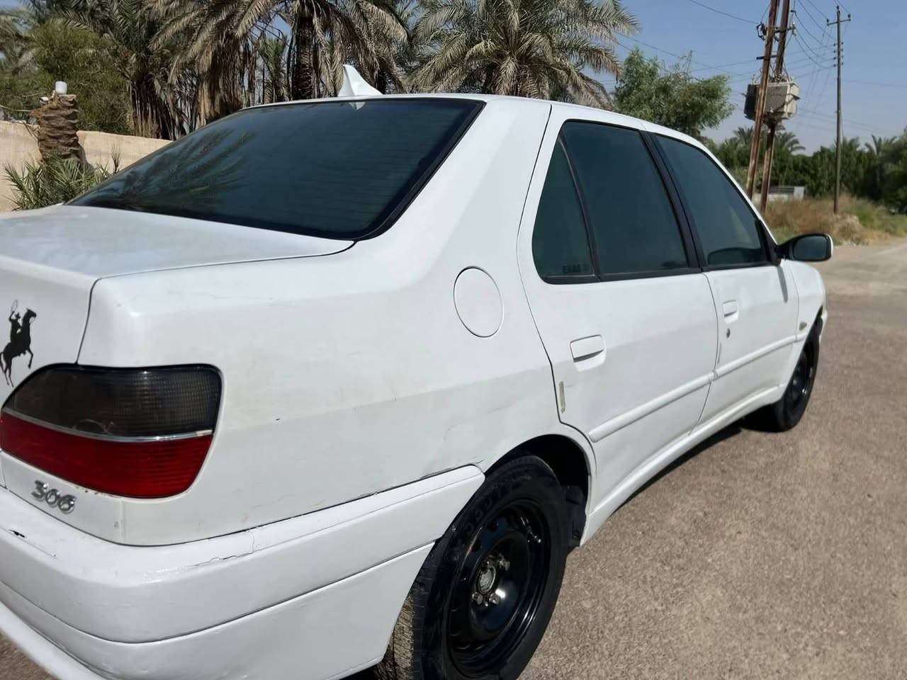 السلام عليكم
‎للبيع فقط 

‎بيجو ٣٠٦ 
‎الموديل 2001 
‎كير عادي ممتاز مكينه بلادي 
‎شرط تبريد ثلج منضومه جديده 
‎صدر امامي خلفي جيد
‎تخم تاير باتري جدد
‎كهربائيات شغاله كلها و بلادية بدون اي جطل 
‎لايت دشبول كلها شغاله 
‎داخل بلاد 
‎
‎
برده خلفيه بلاديه
شاشه تاب مع كامره خلفيه 
‎كشرها واضح بالصور تعال افحص وتآمر بعينك 
‎بيها صبغ 3قطع  بدون ضربه بدون دواخل  بدون لغود ولا شواصي

‎السياره سنويه جديده رقم  بغداد  شرط التحويل 

‎السعر مناسب (40)) ورقة 

- [ ] ‎المكان بغداد الدوره ***********
