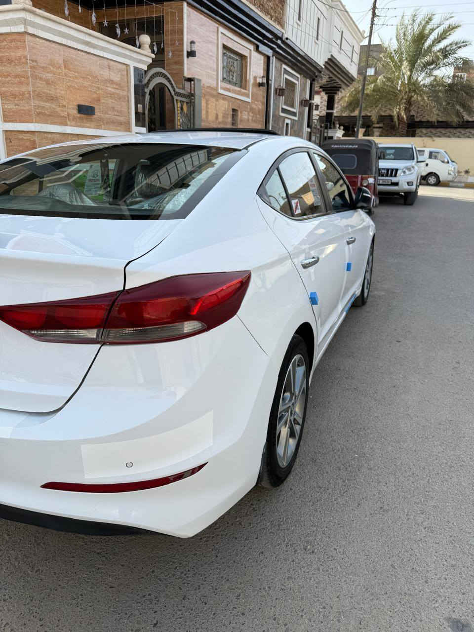 سلام عليكم البيع فقط النترا خليجي فول مواصفات ما عدا بصمه 
محرك 2000 دوش
رقم بغداد تحويل مباشر
سياره بيها ٣ قطع صبغ الباقي كفاله
 السعر 125 وبيها مجال بسيط
 مكان سياره الانبار قضاء هيت  الاتصال
 ***********
***********
