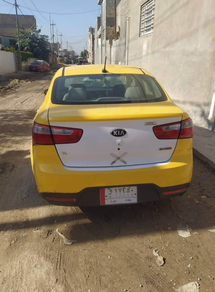 كي ريو موديل 13 رقم بغداد سنويه جديده امريكي كلين كفاله من الضربه والتبديل ليبل واحد صبغه جديد اثر طخات وصبغناه صبغه جديد مكينه جي دي مكينه كير حدادي تبريد تدفئه خير من الله سياره حلو جاهز سعر 72 جوه سوك وماكو هيج مكان حله شراي اتصل وخادم *********** رجاءا المو شراي لا يتعبني حلة, بابل
