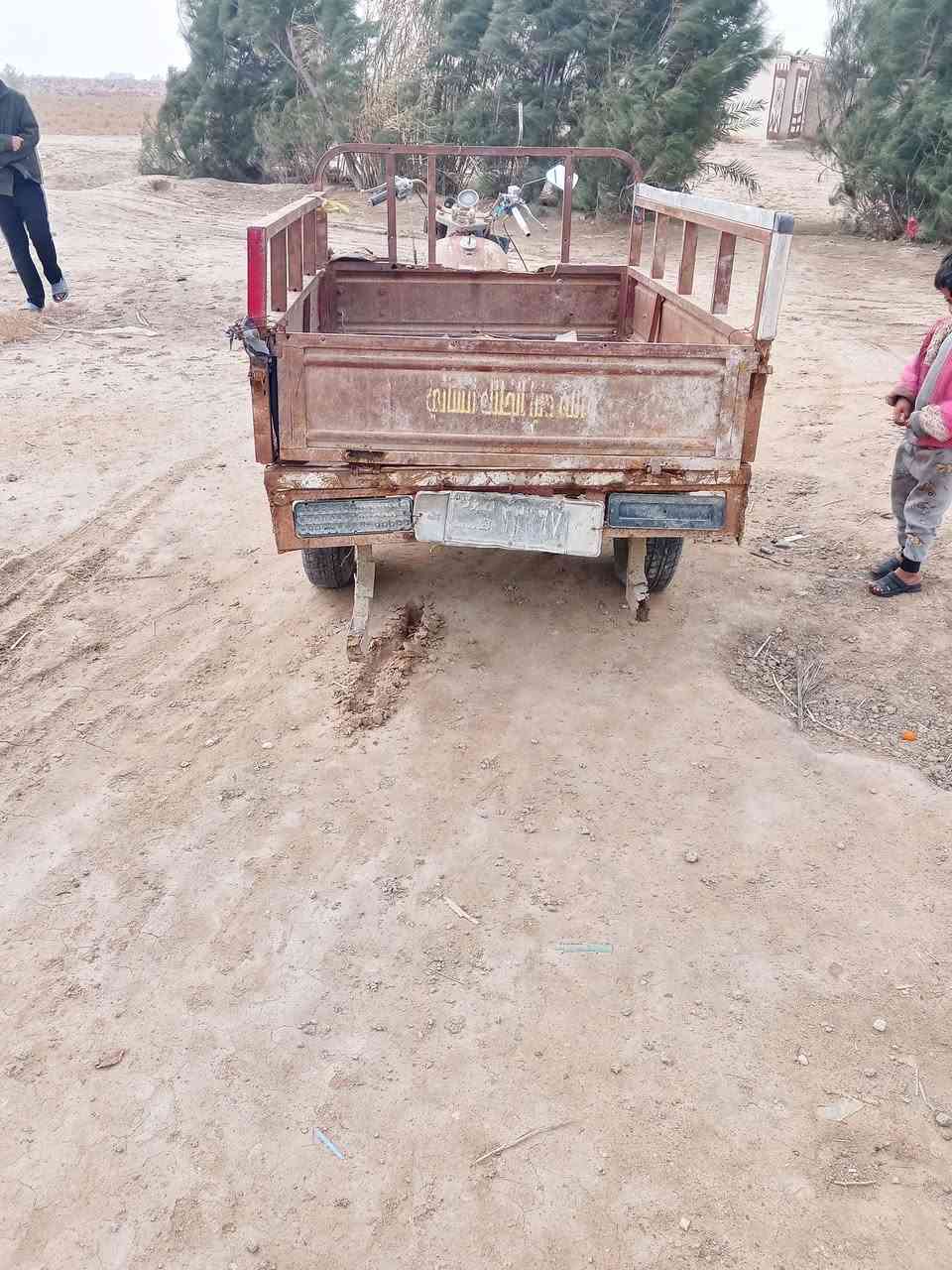 السلام عليكم ستوته رقمك ثانويه 2009 رقم الشاص واضح مكينه 19 نبيعها الموجود ستوته عوسهب المكان هل الشوملي بيع مستعجل ***********
