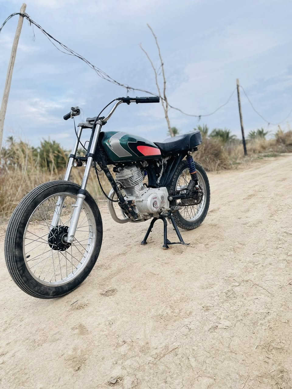 السلام عليكم
دراجه اربعه كير
كلك كلك
الدراجه حلوه ونصبته حلوه وبيه شلعه تشك الكاع
الدراجه مفتوح محركه مره وحده
محركه مديل ٢٠٢١
مكفوله من التبخير وتنقيص ونضوح الدهن
درجه كلش حلوه وياه سبايدر خلفي
وقبق زنجيل
سعره ٣٠٠وبيه مجال لشراي
اليريد يتواصل يتصل واتساب
***********
المو شراي لا يراسلني بروح الحسين
