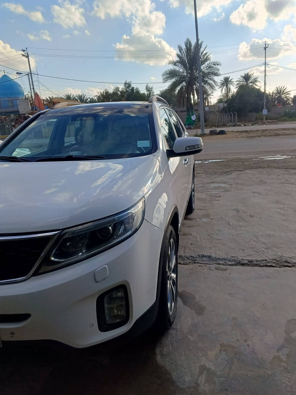 السلام عليكم للبيع او مراوس كيا سورنتو 2014 خليجي كويتي فول موصفات ستة سلندر بنوراما فور ويل حدادية وكير ومكينه كله جديد السياره بيها قطعه وحده صبغ وحده بارد وبيها ملاحضات بسيطات دواخل جلد كشن كهرباء تحكم ستيرن تخم تاير جديد السيارة حلوا احلا من الصور رقم بابل بأسمي مداور ثاني يوم سنوية لل2030 السعر 175وبيها مجال بسيط  للستفسار *********** مكاني نجف كوفة عباسية
