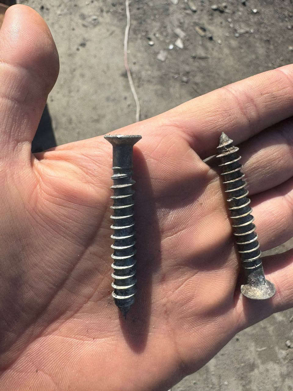 السلام عليكم يوجد كميه من هذه البرقي بسعر مناسب  في بغداد بيع مستعجل  رقم ***********
