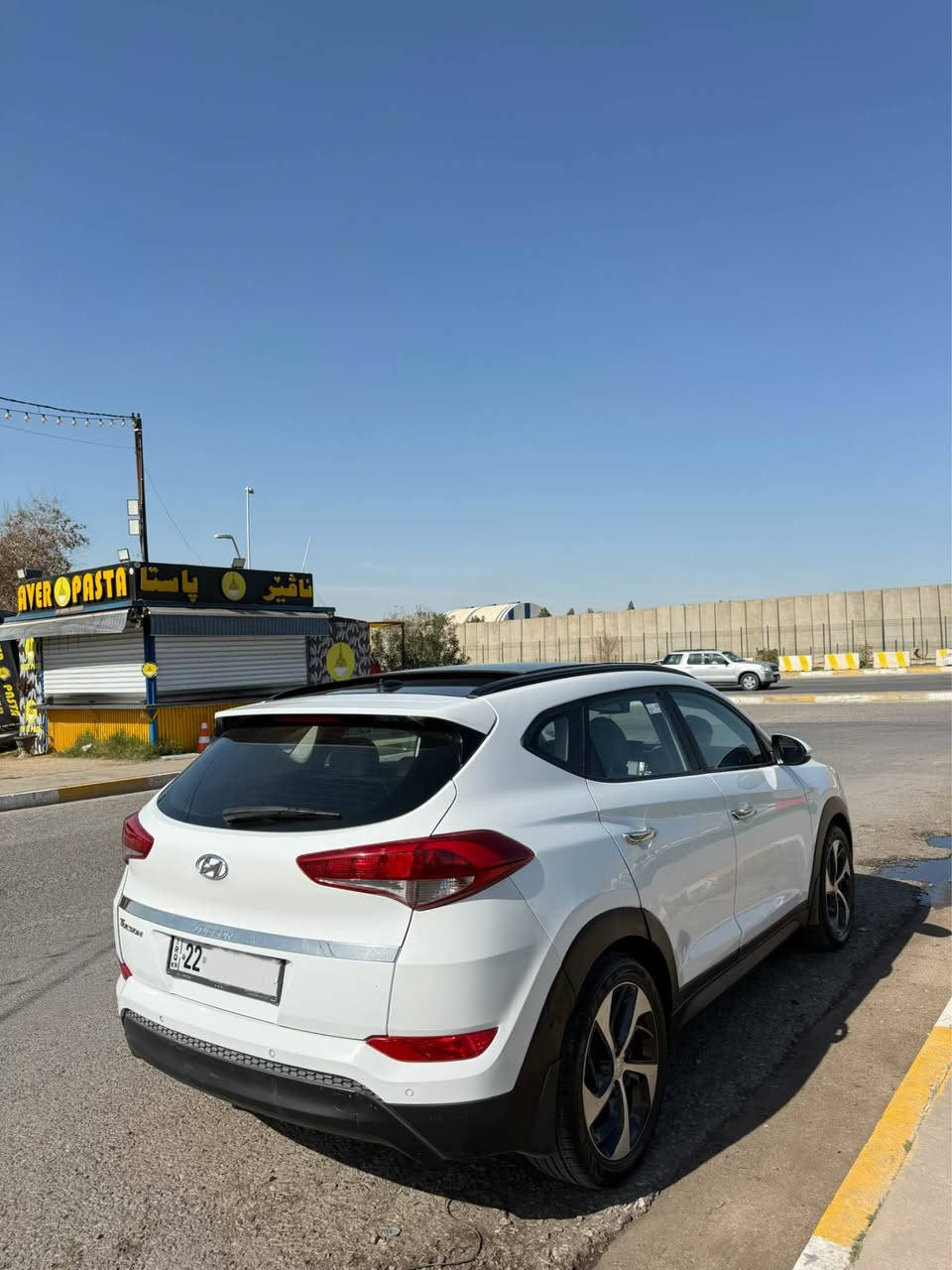 توكسان موديل ٢٠١٨
فول مواصفات پانوراما __كوشن كاربا 
ماشي ١١١ الف حقيقي سياره جديد 
شبر بونت تعديل كارت ___وارد خليجي بريك يدوي 
سنوي رقم هزه كلش جديد 
محرك دوش برغي مامفتوع شرط
سعر جه وه سوك  ١٨٠ مجال قليل 
***********____مكان اربيل أربيل, العراق
