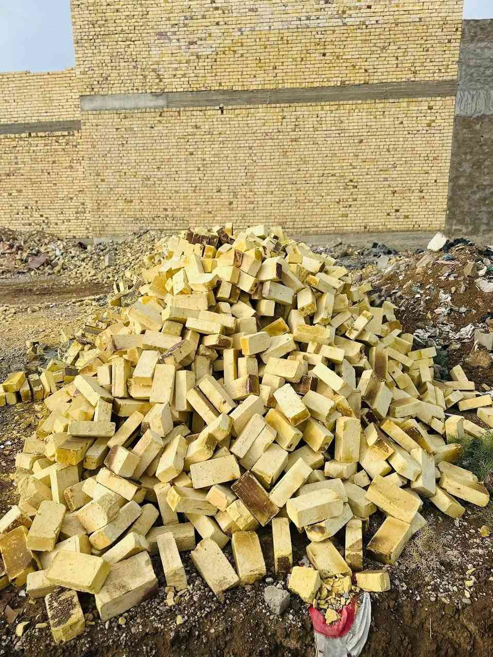 طابوق الكوت ب 420.  .***********
