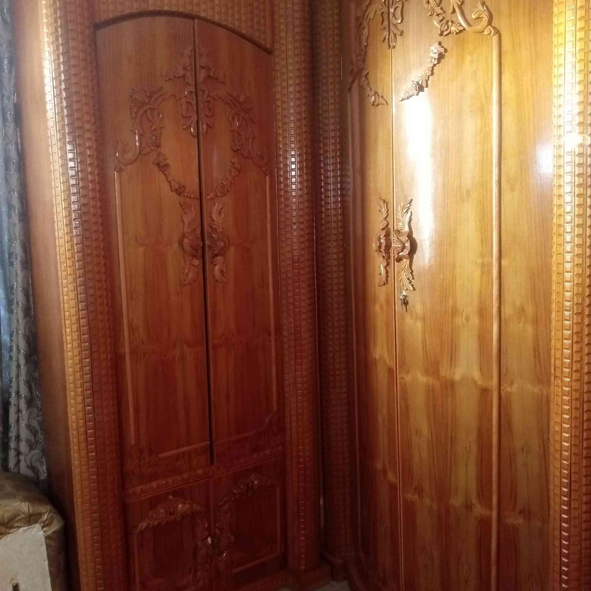 عندي غرفة كامل نضيفه للبيع
سعره خاص او اتصال ع الرقم او عبر واتساب
*********** ، ***********
