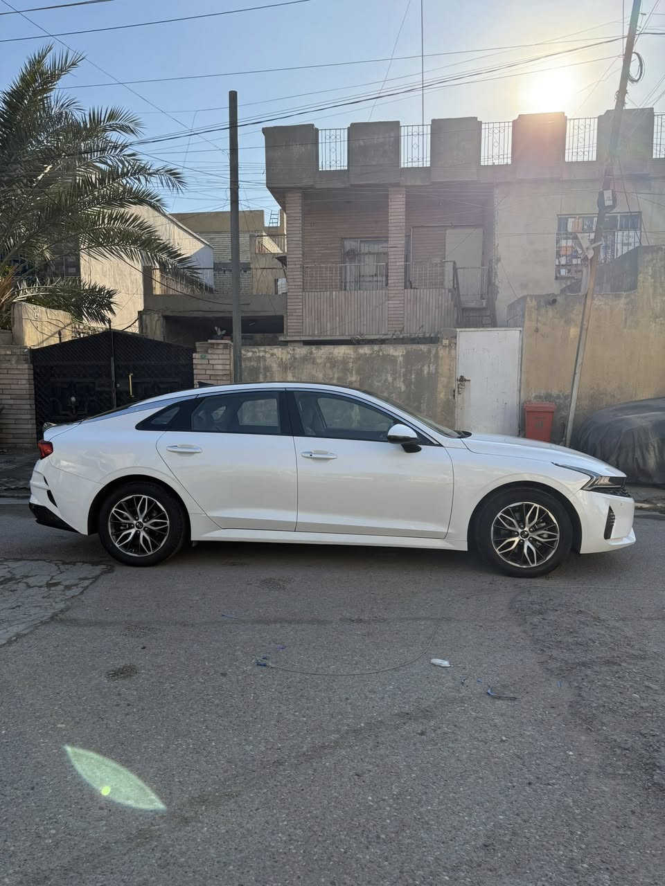 السلام عليكم 
اوبتما K5  2021
خليجي فول ١/١
بدون صبغ مكفوله فقط بارد 
السعر١٩٢ 
***********
