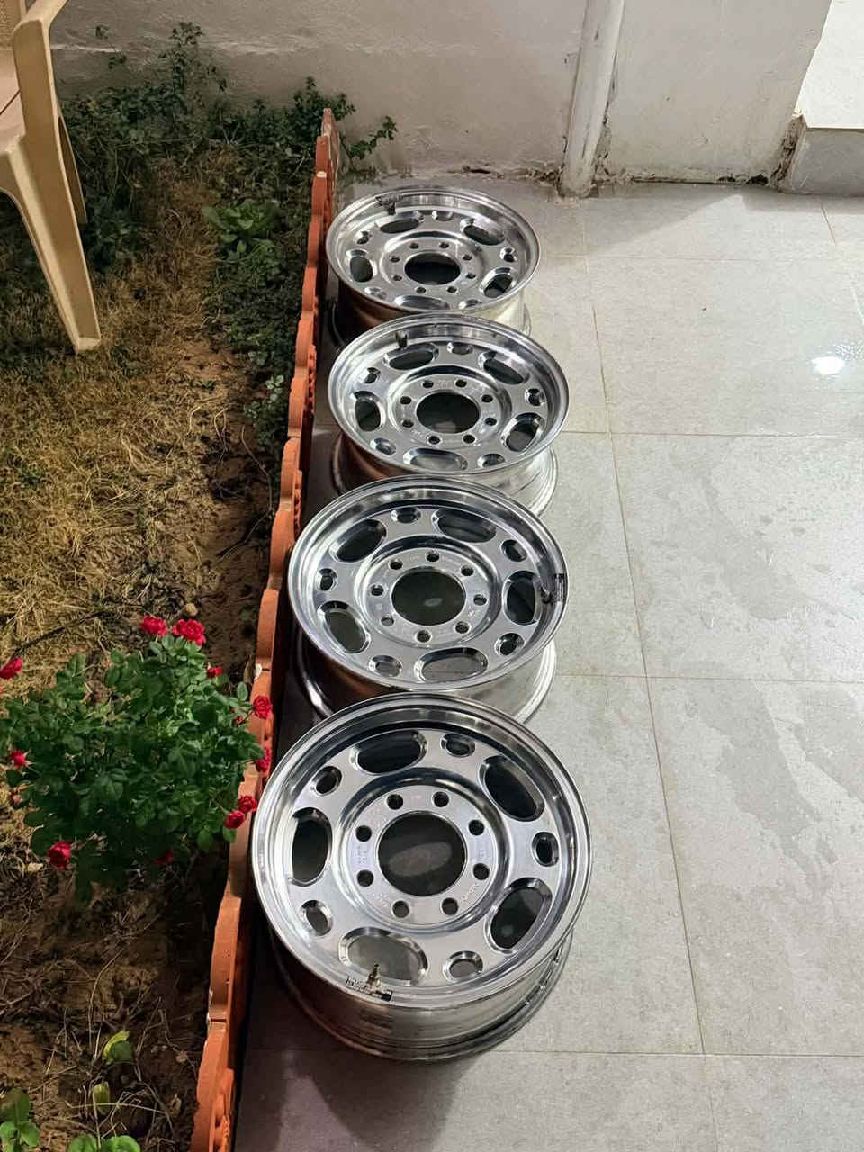 السلام عليكم تخم ويل كب اصلي جمسي 8 برغي للبيع يرههم عل الجمسي وعل الفان ويل 8 برغي حجم 16 تعال افحص وشوف بعينك السعر 5 اوراق ونص الاستفسار
عل هاذه الرقم *********** بيه واتساب مكلف بالنشر
