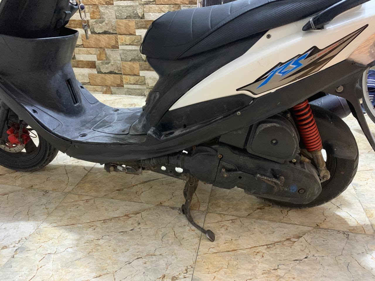 دراجة ماكس
الدراجة نظيفة كلش،كلشي شغال كهربائيات فقط البوشة 55 وحولته 49،السعر 600 الف مكاني البصرة حي الحسين هذا رقمي *********** متواجد واتساب.

