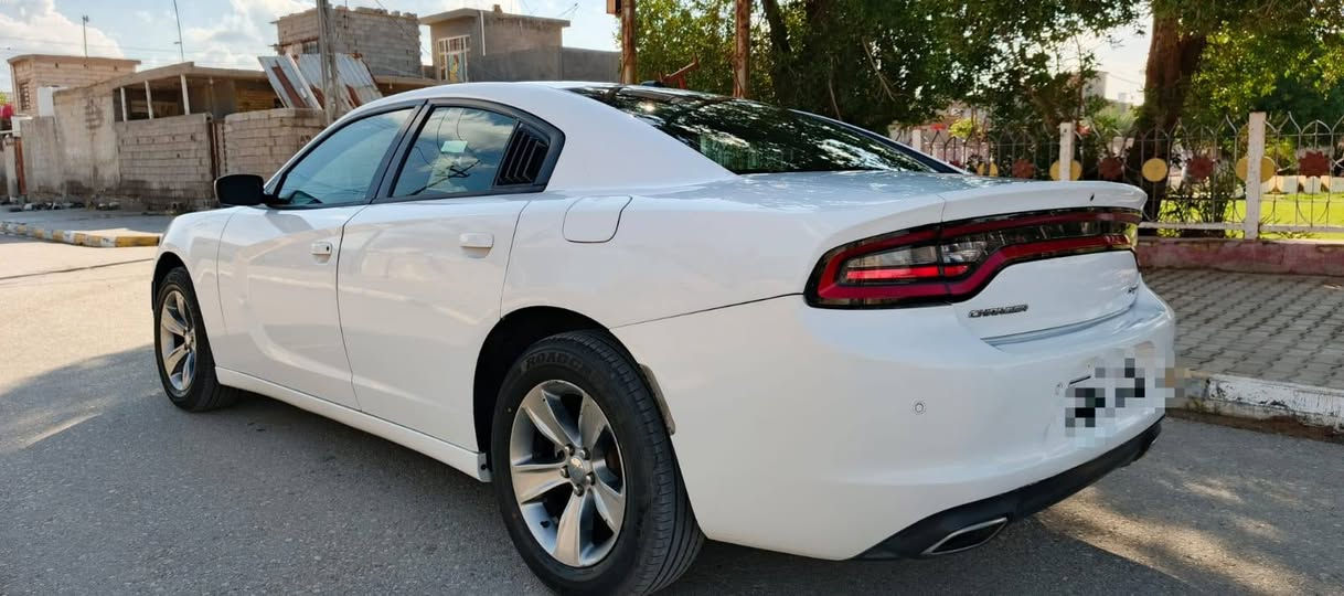 جارجر 2016 ‼️
🔴للبيع جارجر موديل SXT 2016 اصل 
كلين تايتل بيه بارد قليل بالباب الخلفي +كارت صغير بجنطة 
🔴رقم السياره أربيل دولي تحويل مباشر 
🔴سياره جديده استخدام شخصي 
🔴 ويل 18
🔴مكينة وكير وحدادية كفاله عامة 
🔴شاشه كبيره كامره خلفيه كير طياره 8 نمر
🔴السعر 193 وبيها مجال 
مو شراي لاتكسر بحلال العالم 
مكان السيارة واسط _الكوت: 
رقم الهاتف ***********
رقم الهاتف ***********
