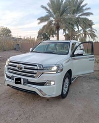 وايت اديشن • ٢٠١٧ • ٩٠ الف