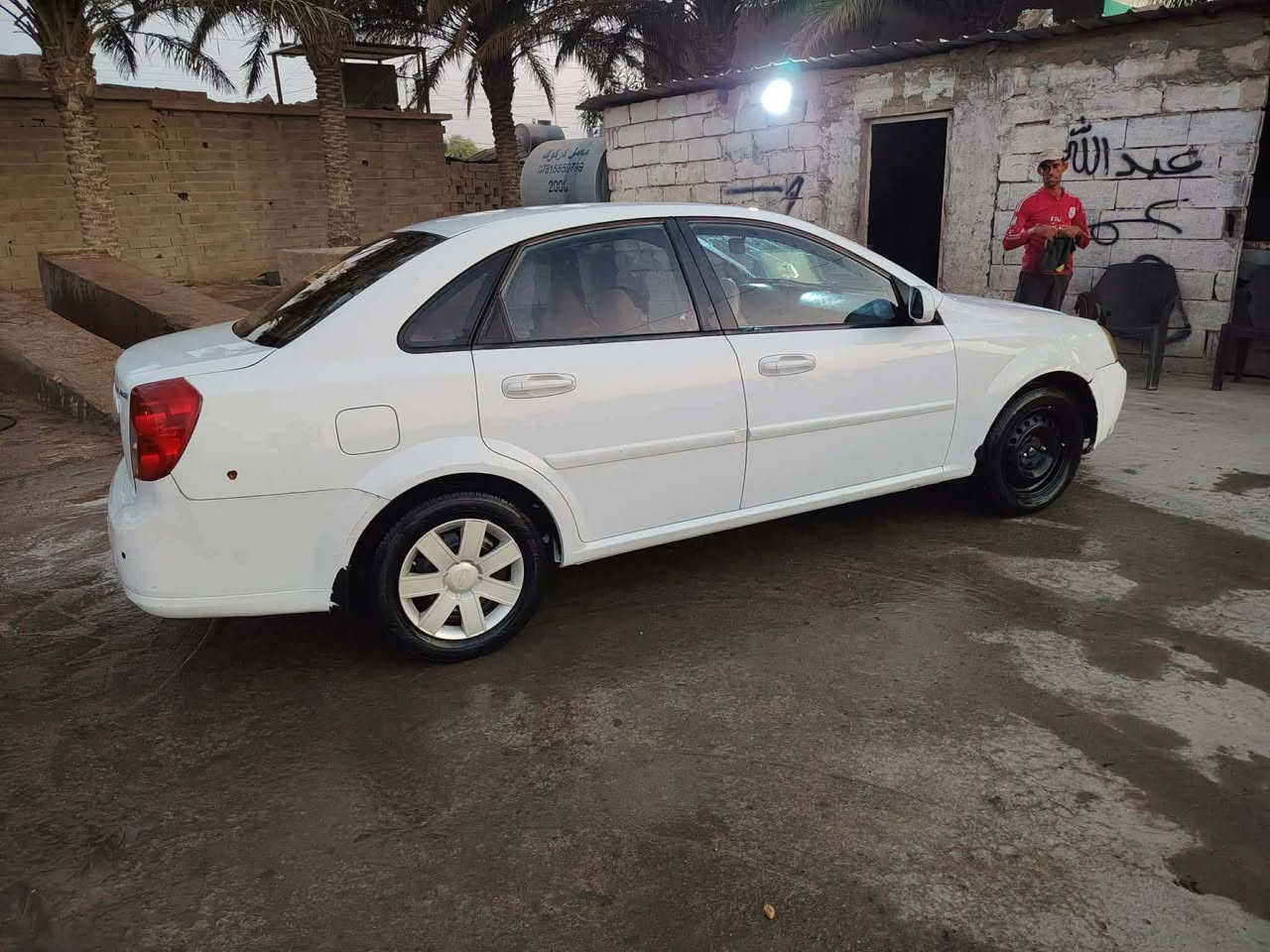 السلام عليكم للبيع اوبترا موديل 2012  السعر 68 وبيها مجال بسيط رقم بغداد  صبغ جاملغ امامي فقط نضيفه مكان السياره الانبار للاستفسار  ***********
