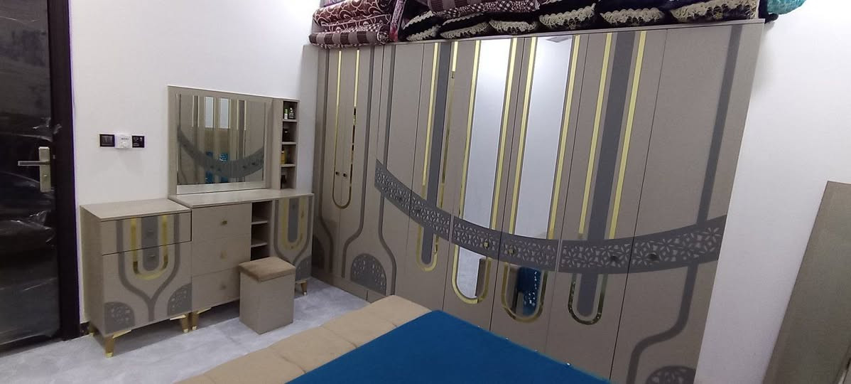 غرفه تركي اللبيع نضيفه أخت الجديده 11قطعه السعر خاص او تصال ***********
