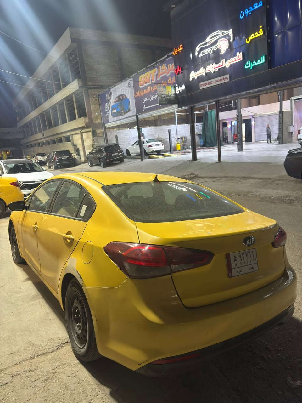 السلام عليكم
فورتي موديل 2017 وارد امريكي 

حادث فقط البنيد بدون دواخل 

مواصفات عادية

استفسار 📞 ‭0771 631 3141‬

السعر 105 وبيهة مجال

العنوان📍زيونة تقاطع ملعب الشعب خلف محطة وقود المثنى 

معرض الليث لتجارة السيارات
