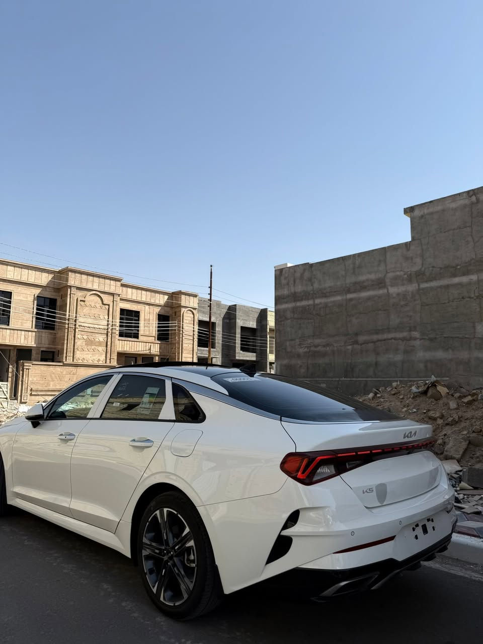 السلام عليكم k5 فول واحد ع واحد مديل 2023 كفاله  ماشيه 41 الف رقم اربيل بسم شركه تريد تحويل تريد وكاله كفاله عامه عده 3 اصابع BDR مكينه 2000 دوش السعر 210 وبيها مجال بسيط كلش مكاني الجنينه ***********

