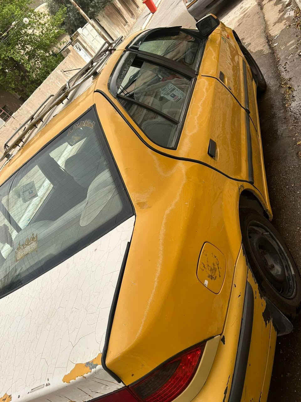 السلام عليكم سمند موديل ٢٠١٠ السياره جاهزة كبل للشارع مناقصها شي بسم جيراني مباشراً تروح تتكاتب ويا ماكو اي اشكال هوة رجال يريد تحويل كير مكينه جاهزات تخم تاير جديد تبريد شغال  
فقط عوزة غاز غرامات مصفره اني مكلف بالنشر اتواصل ويا صاحب الرقم السعر ٢٥  
***********
