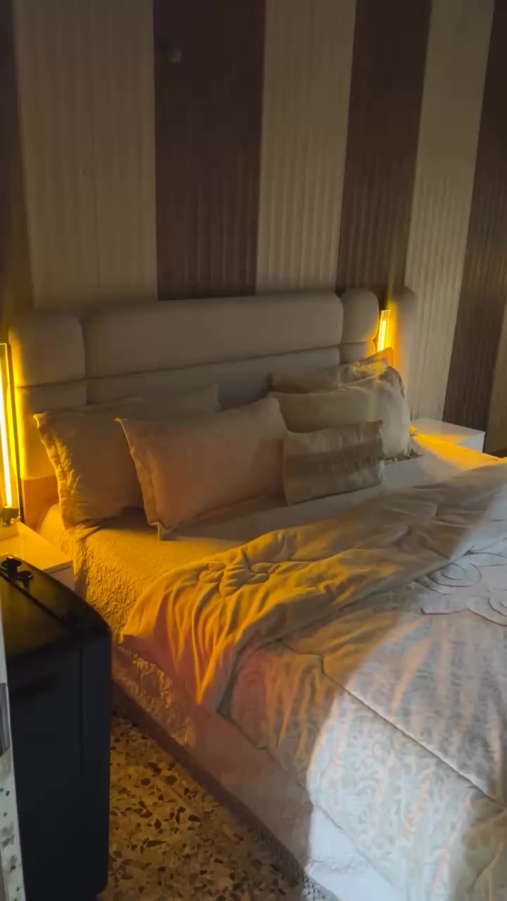 سلام عليكم غرفه نوم للبيع  مصار لهه شهر وصل مالتهه موجود لي يريدهه يدخل خاص  رقم  الاتصال ***********8 بيع مستعجل  وصل مالتهه موجود
