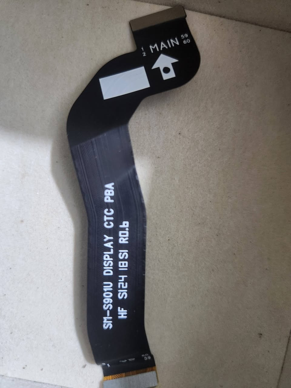 البورد يحتوي على معالج 1 Snapdragon en الحالة ممتازة، شغالة بدون مشاكل تشمل بطارية + سماعة اتصالات قطع أصلية وجاهزة للاستخدام
غني عن التعريف
قطع Samsung Galaxy S22 أصلية ونظيفة 100%
مفكوكة من جهاز شغال
ما بيها أي عطل، كسر، أو تصليح
تفحص قبل البيع متوفر
🔹 القطع:
بورد رئيسي S22
بورد شحن
كاميرات أمامية وخلفية
البيع للجادين فقط
السعر مناسب وقابل للنقاش بالمعقول
الموقع: ——
📩 التواصل خاص
***********
