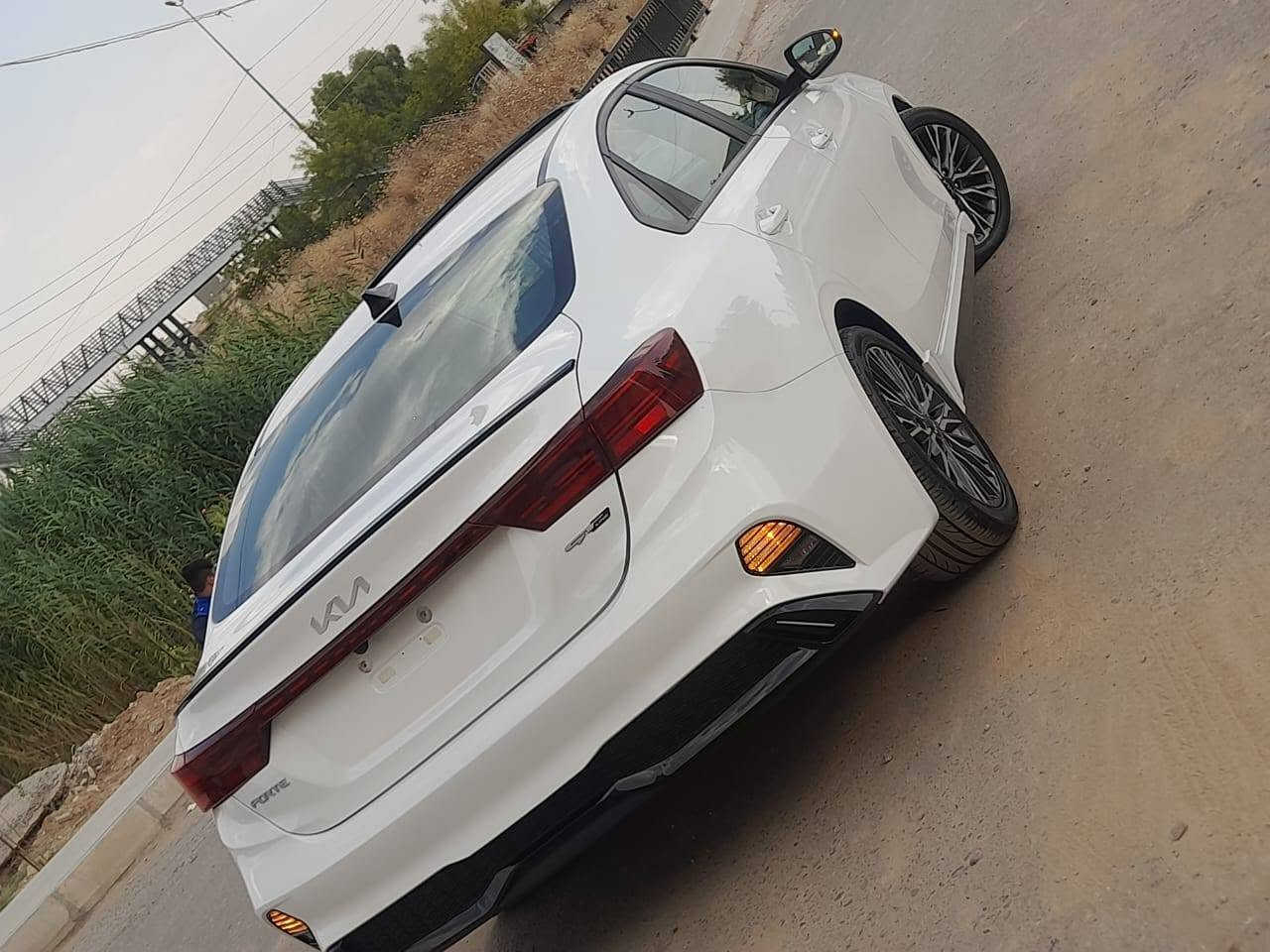 فول ١ على ١ 
محرك ٢٠ دوش
بصمه ابواب بصمه تشغيل 
سلايد 
تشغيل عن بعد  
كشنات جلد وتدفئه تبريد كشنات 
تبريد قطعتين
شاشه كبير و ابل كار بلي واندرويد اوتو 
سستم سماعات هارمن كاردن
كامره دواره 
صندوق ذكي 
رادار امامي خلفي جانبي 
تحديد مسار قياده اليه 
كروز سرعه تفاعلي 
هاند بريك بصمه 
اوتو هولد
لون سياره ابيض 
شحن وايرليس
لايت امامي خلفي ليد
بقيه موصفات معروفه 
سياره جديده ماناقصها اي شي 
💥الضرر سياره شويه بوند صبغ مع نص جاملغ سكن 
بدووون دواخل نهائي ولا ايرباك
سياره كاتي يترقم شمالي بعدها مامخرج
مكان سياره موصل المعارض 
💵 السعر وتفاصيل أكثر اتصال واتساب 
0.7.7.2.1.3.3.6.6.0.0
0.7.5.1.5.4.4.6.4.3.0 موصل, نينوى


**إذا كنت صاحب هذا الإعلان وتريد حذفه لأي سبب، رجاءا أرسل رسالة إلى الدعم الفني**
