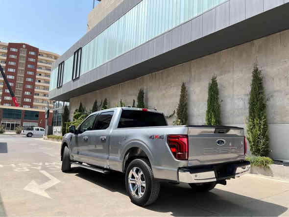 بسم اللە الرحمن الرحيم 
كوردي 
فورد f150  2023
موديل ٢٠٢٣ xlt  full بێ سلايد 
دبل اكسل شاشە  كاميرا دوار كامل رادار مكينە 8سلندر بدون توربؤ  مرخوب سەيارەكە پەلەیەك بۆیاخی هەیە دوو بارجة كراوةتة بيلادي  سعر ٢٥٠مجال 

0770 152 5035 

0770 151 9905

للبيع فورد اف 150 Xlt  
موديل 2023

رقم السياره السمانيە 
اللون سلفر

كير اوتوماتيك  ١٠ نمر 

شاشه  تدعم ابل كار بلي واندرويد اوتو 
تبريد ضمان ثلج
السيارە مكفول من كير ومحرك 

محرك 8 سلندر بدون توربو مرخوب 
‏4X4 دفع رباعي 
داخل بيجي 
رادارات كامله امامي خلفي 
رادار نقطه عمياء 
كامره  خلفيه  دوارة

السيارة بدون صبخ صور حادث موجود 
و
شرط كلە بيلادي  
سعر ٢٥٠ورقة ورق مجال 

0770 152 5035

0770 151 9905 السليمانية
