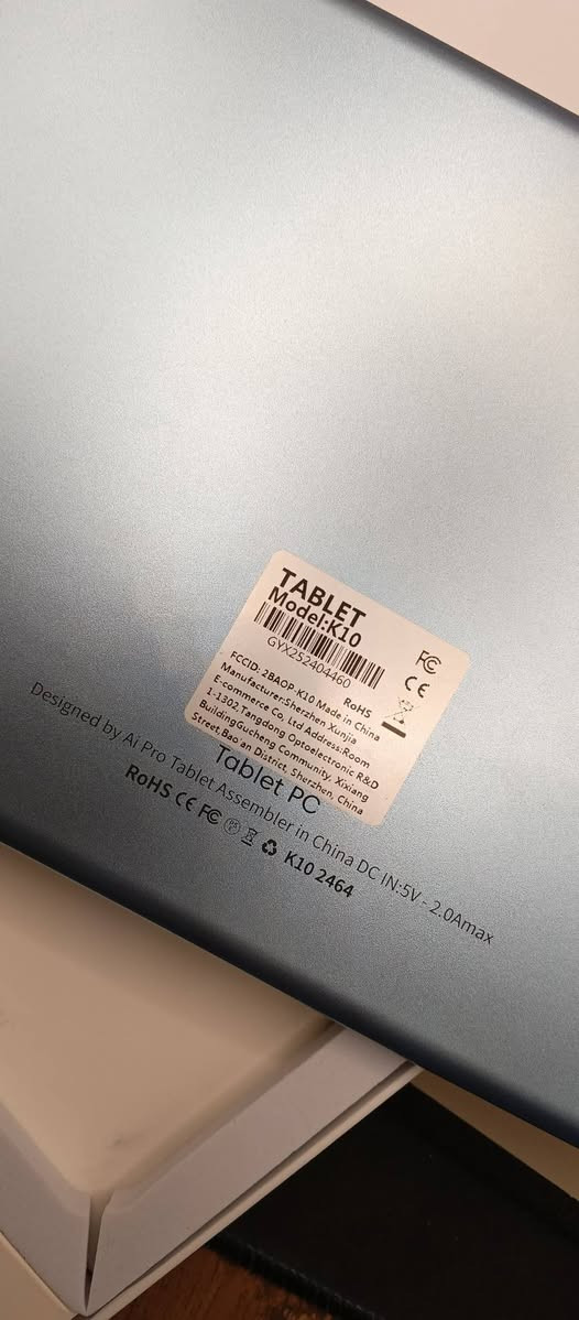 تابلت ايباد لك بعده 
الحجز خاص فقط يوجد توصيل


**إذا كنت صاحب هذا الإعلان وتريد حذفه لأي سبب، رجاءا أرسل رسالة إلى الدعم الفني**