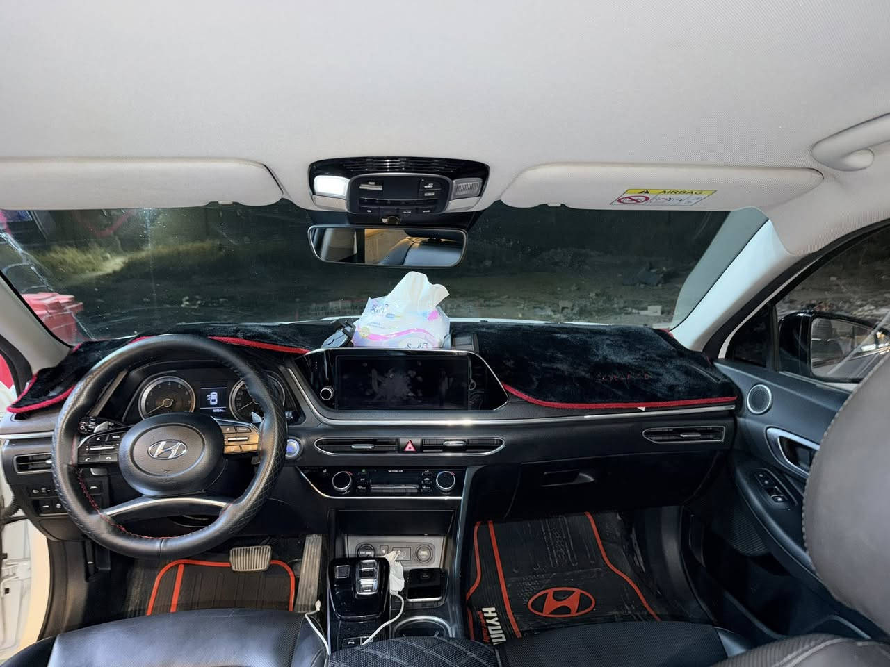 السلام عليكم اعادة نشر
سوناتا للبيع فقط وارد خليجي 2021 
السعر: 160$ وبيها مجال للشراي 
الرقم *********** 
*********** 

محرك 1600 تيربو 
سياره مكفوله من دعاميه للدعاميه 
تبريد تدفئة كشنات اماميه 
كشنات اماميه كهرباء 
كشنات خلفيه تدفئة 
ستيرن تدفئة 
خزن كشن 
مناخين تبريد فول 
برده للجام الخفي بلادي 
جامه خلفيه برده فول اوتو 
كير دكم 
قطعتين تبريد 
قياده ذاتيه 
تقديم سياره ورجوعها من البصمه 
بصمات ثنين 
اوتو هولد 
رادارات خلفيه اماميه 
حساسات
وبعد بيها هوايه مواصفات 
ملاحظة (السياره بعدلها سنه ونص وتصير حرة معوقيين)
