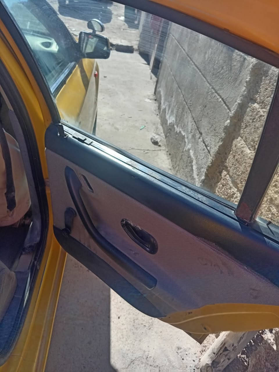 سمند مديل 2009
مصبوغه عام للجماليه
كير ومكينه مكفولات
*********** الرقم بي واتساب
