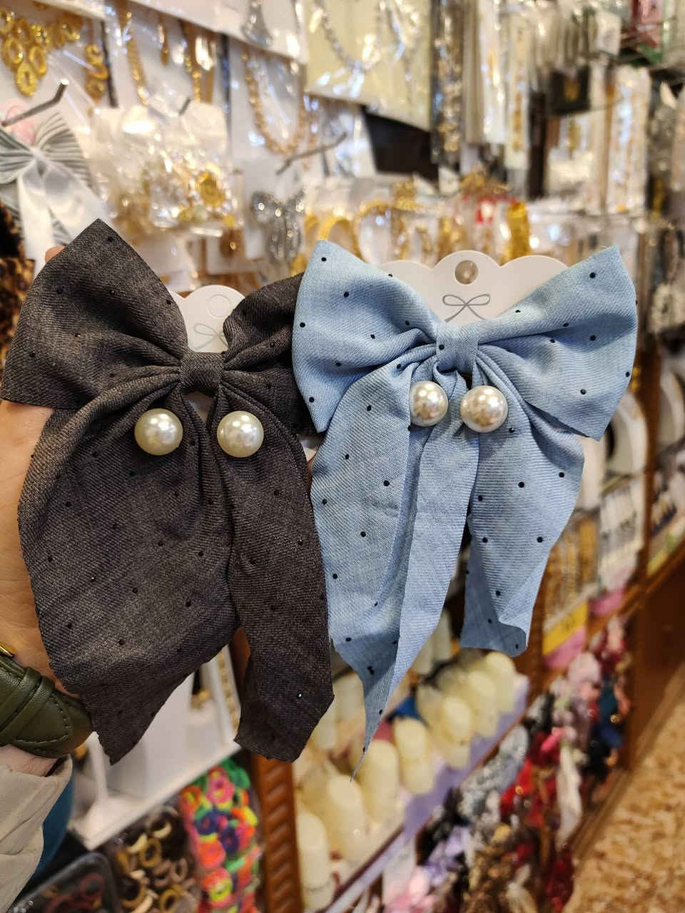 💎💣 جديدنا تشكيله العيد 💎
 #مجوهرات_سندريلا
#السعر_حسب_الصورة
#توصيل_داخل_الموصل_والاقضية_٣٠٠٠
#توصيل_جميع_المحافظات_٥٠٠٠
يتوفر لدينا توصيل داخل الموصل وباقي المحافظات.
للاستفسار يرجى مراسلة الصفحة او الاتصال على الرقم التالي:***********
العنوان:#موصل_17تموز_عمارةالحارث_الطابق_الثاني.
@أبرز المعجبين        #مجوهرات #العراق #موصل #بغداد #اربيل #دهوك #زاخو #جديد #انيقة #اكسسوارات #فخمة #راقية #مميزة #जनवरी 
#Febrero
#संक्रांति
#saraswati
#सरस्वती
