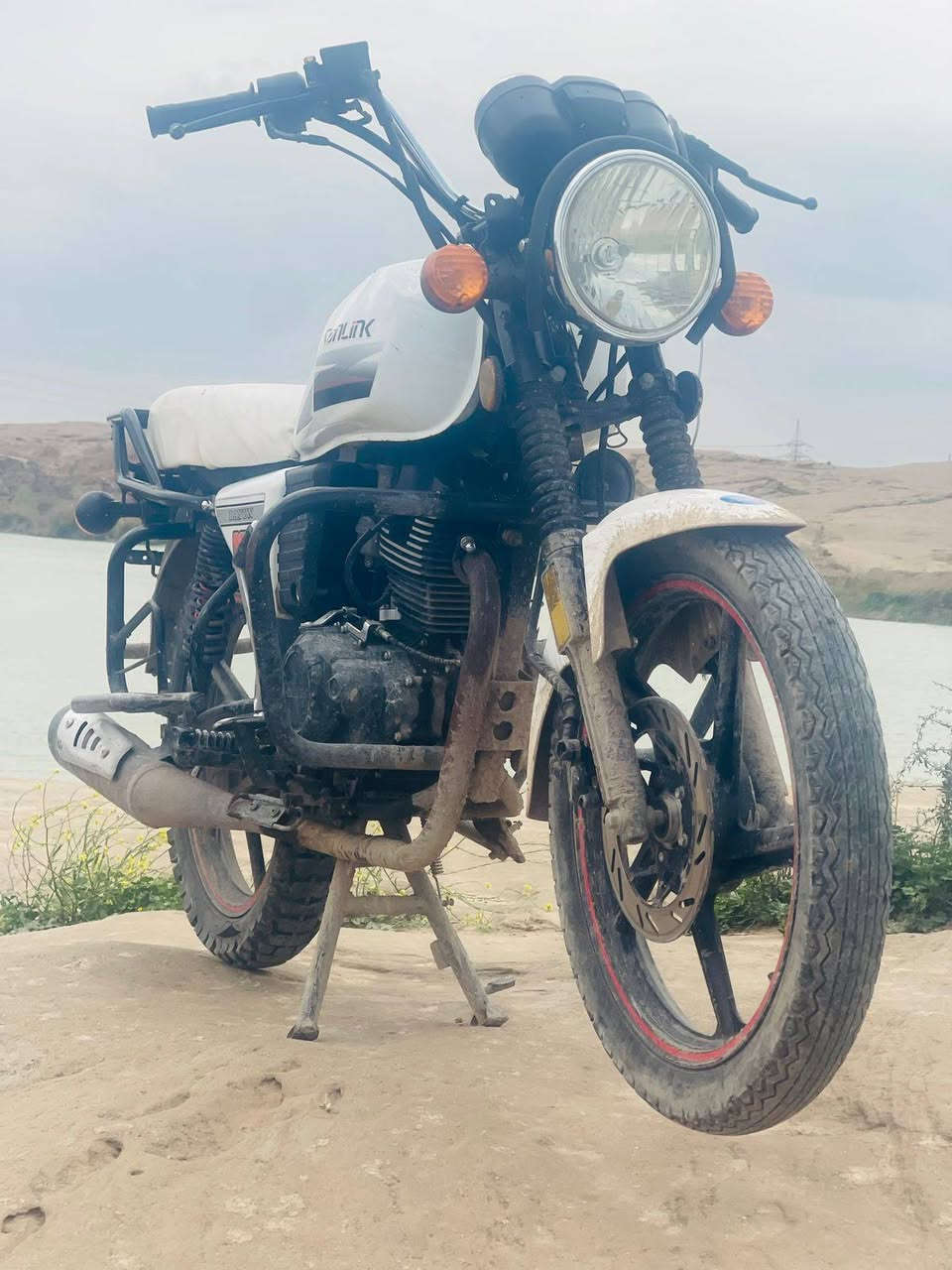 دراجه لبيع موديل 22 وعشرين خير من الله سعر 800 وبيه مجال بصيط له كو مروس حسب لقنعه شعندك نزل


**إذا كنت صاحب هذا الإعلان وتريد حذفه لأي سبب، رجاءا أرسل رسالة إلى الدعم الفني**