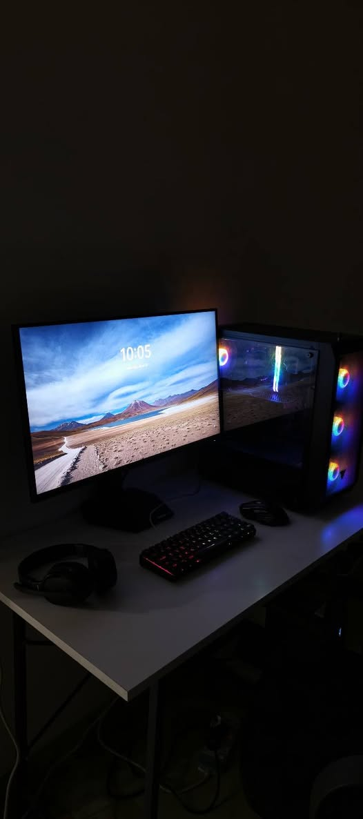 السلام عليكم سيت اب كامل للبيع
الحاسبه  (pc) 
مواصفاتها 
كرت شاشة: NVIDIA GeForce RTX 3060 Ti Asus  gaming اعلى فئه 
معالج: Intel Core i5-12400F
رام: 16GB DDR4
SSD: 256GB
HDD: 1TB
باور سبلاي: MSI 750W Gold
كيس: Thermaltake

الشاشة
Dell Nvidia FHD 165HZ 
حجم 32
دقتها كلش قويه بل واقع 

ماوس و كيبورد gaming 
و سماعات من شاومي بل الشحنه الوحدة اتضل 3 ايام
وجوستكات 360 مال ونسه انته وصاحبك
ميز مال حاسبه مناسب ومرتب 
وكرسي مكتبي كلش مريح وميسوي ألم بل ضهر 
Ups : 1KV اونلاين 
انسه مشكله الكهرباء ينطيني نص ساعه فقط حاسبه ويه الشاشه 20 دقيقه ومرات اكثر حسب البرنامج الفولطية ضعيفه قويه ماكو مشكله وبي والضع mute  وبعده تحت الضمان 

اخوان كل القطع الذكرتهن براندات ونصهن تحت الضمان الحاسبه وحش مال العاب وبرامج قويه تجي يمي تفحصه عل اللعبه الي تعجبك 

السيت اب كامل سعره مليون ونص قفل عنواني بغداد الدورة رقمي *********** والمحتاج شي راسلني خاص
