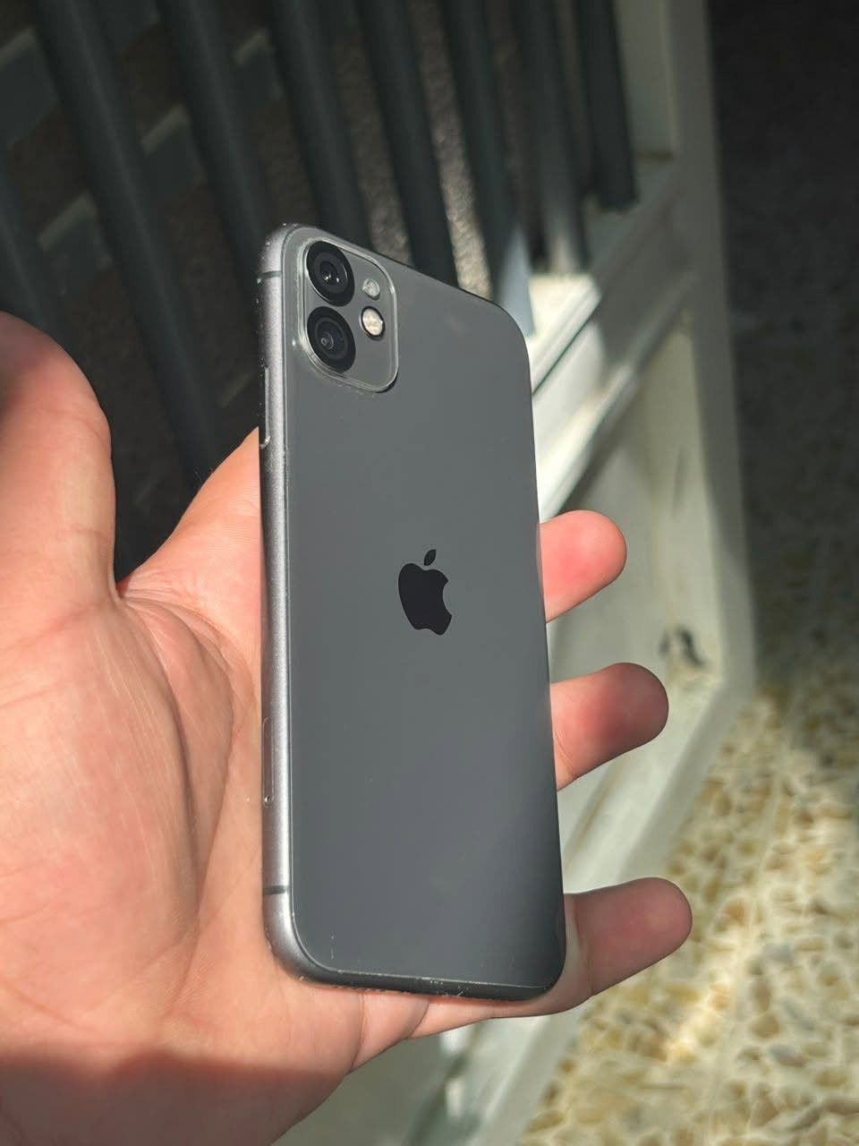 سلام عليكم
iphone 11
ذاكرة 128
بطارية 100 قطارة
مبدل شاشة GX الوانها تخبل
فيس ايدي شغال 
تك سيم 
جهاز نضيف كدام العين 
تجي تفحص وتاخذ 
كامراتو حلوه حيل
سعر 220 وبي مجال بسيط
استفسار اكثر اتصل 
***********
مكاني موصل ايسر
