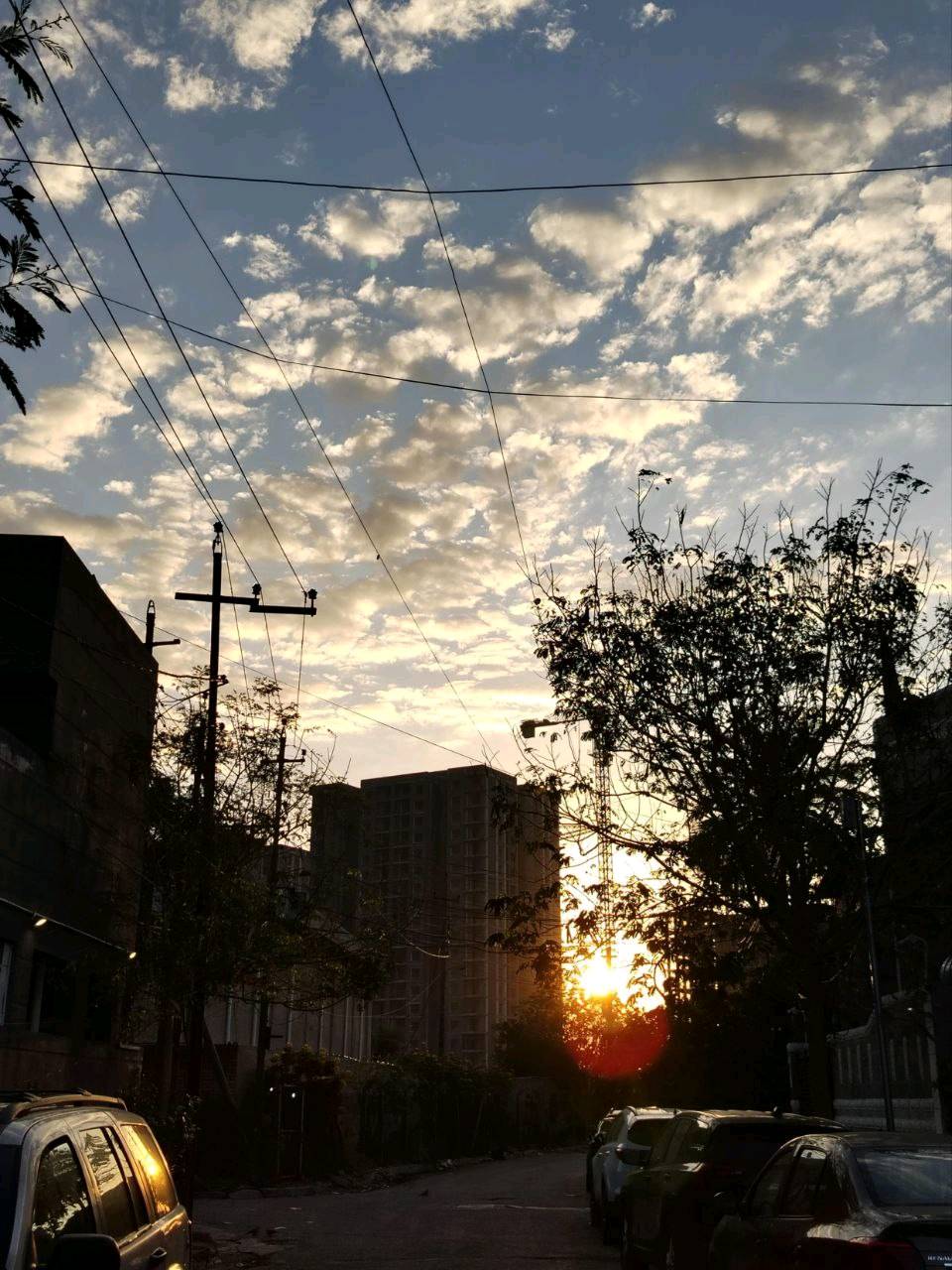 honor x7b للبيع مستعمل
المواصفات :

المعالج : Snapdragon 680

الرام : 6+6

الذاكره : 256GB 

البطاريه : 6000mAh

الشاشه : 2412×1080

الكامره : 108 ميكابكسل اكو صور الهه موضحه بالصور 👇

العنوان:بغداد الاعلام

🛑 ملاحظه 🛑
1.الهاتف بي كسور بالشاشه موضحه بالصور المرفقه

2.يجي التلفون ويه كارتونته و ملحقاته المستعمله (كيبل و راس شحن)

...........................

السعر 125.000 وبي مجال 
للتواصل ***********