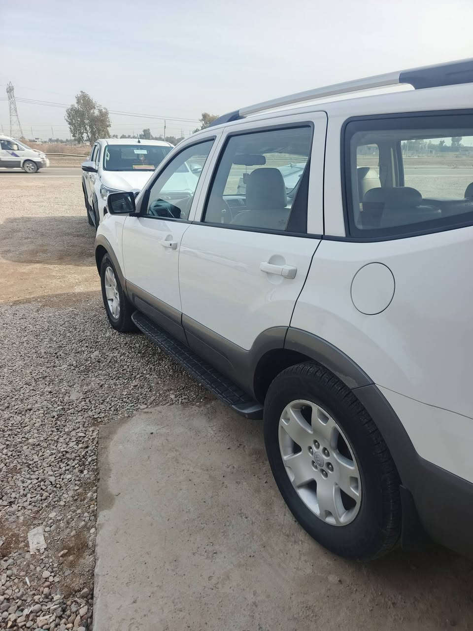 سلام عليكم موهافي موديل ٢٠١٣ مكفولة كفالة عامة مثل ماموضح بالسونار مكينة ٦ سلندر مفتوحة بس الرواجز مبدلات كلهة على وضح الشركة فتحة جلد كشن كهرباء السيارة نص فول صدر كلة جديدة السيارة جديدة بمعنى الكلمة احلة من الصور السعر ١٥٣ و بيهة مجال ماكو ١٣ بهذا السعر المكان تقاطع القدس هاتف ***********
