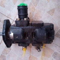 (للبيع) مضخة جي سي بي اصلي الماني  سعر 10 اوراق  رقم هاتف 07508234447