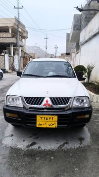 ميتسوبيشي • بيك اب • ٢٠٠٢