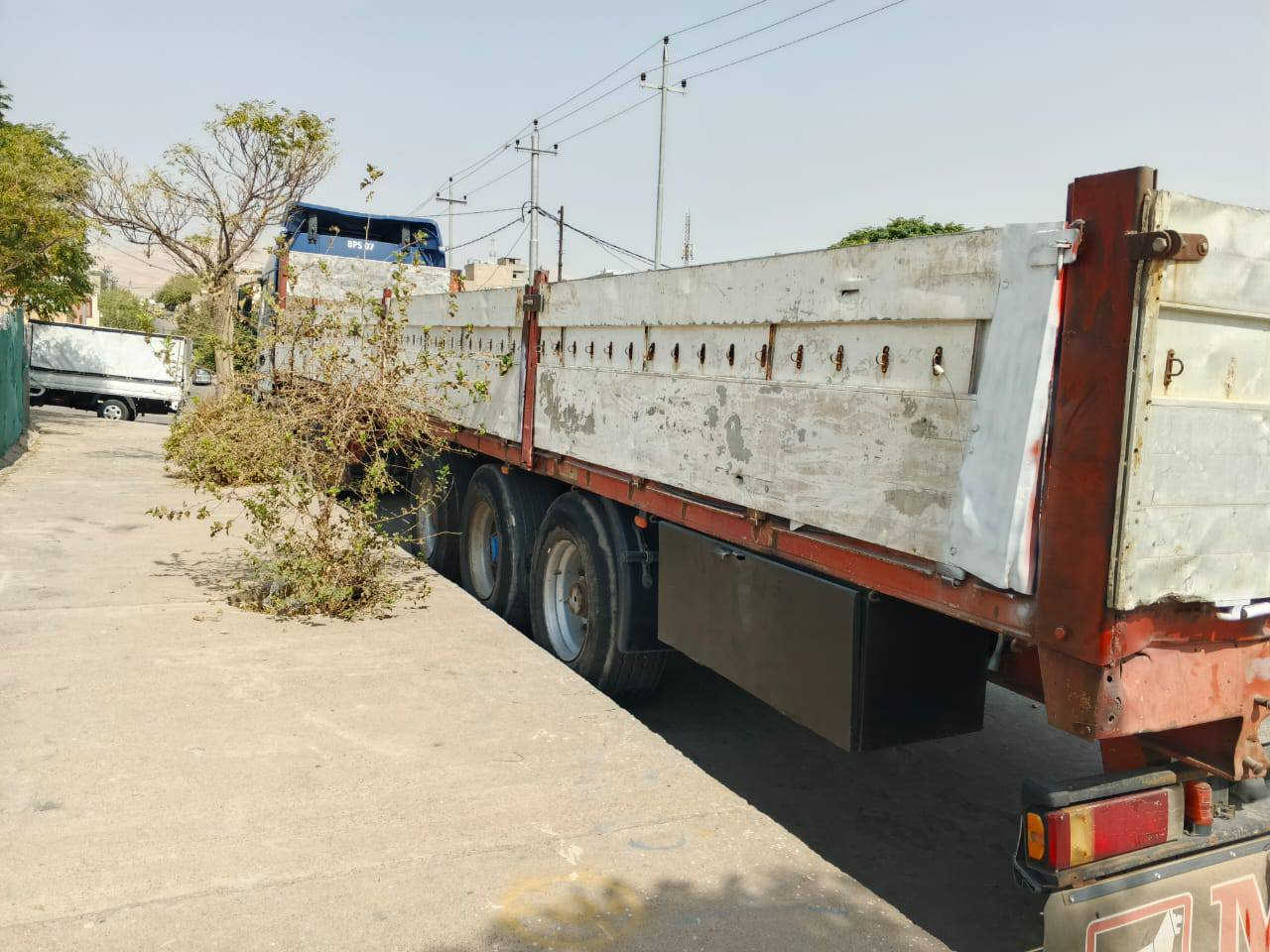 اتريله  رينو للبيع موديل  2005 فول موصفات رتايدر تبريد تخم تايرات جديد اتصال على رقم *********** عنوان بابل مسيب
