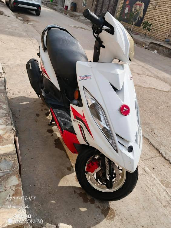 سلام عليكمGTR 2012 شاشه ولدات جديده لوك ماشيه ٣٣ الف كامله من كل النواحي دراجه هاون شلعه ومعدل كفاله عامه من كل النواي
العنوان بلديات شارع المرور 
السعر مليون و٥٠ وبيها مجال للشراي 
الرقم للاستفسار ***********
