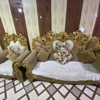 تخم ملكي 4 قطع نضيف مال بيت شراي يتصل أو يراسل خاص 07726815397